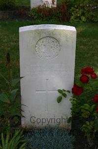 Dozinghem Military Cemetery - Marshall, A